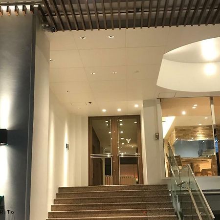 ホテル ユルリト 大阪 エクステリア 写真